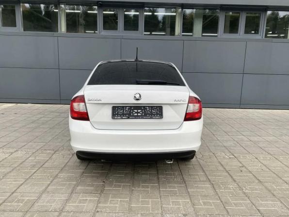 Skoda Rapid I Рестайлинг с пробегом 2019 года, цена 999 000 рублей, 112000 км, лифтбек, Автокод Объявления