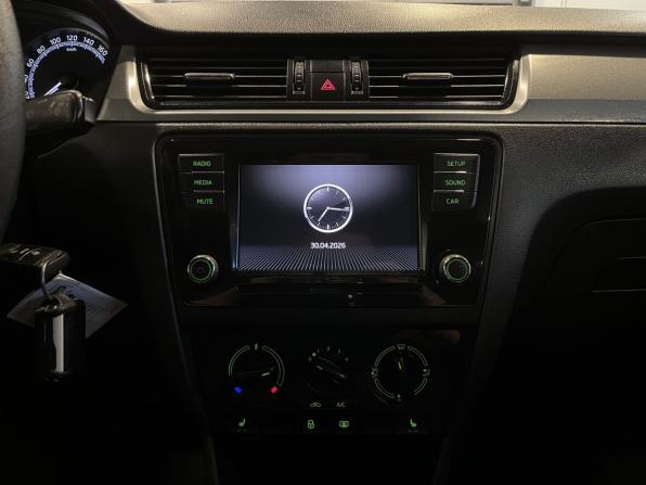 Skoda Rapid I Рестайлинг с пробегом 2018 года, цена 1 093 000 рублей, 201030 км, лифтбек, Автокод Объявления