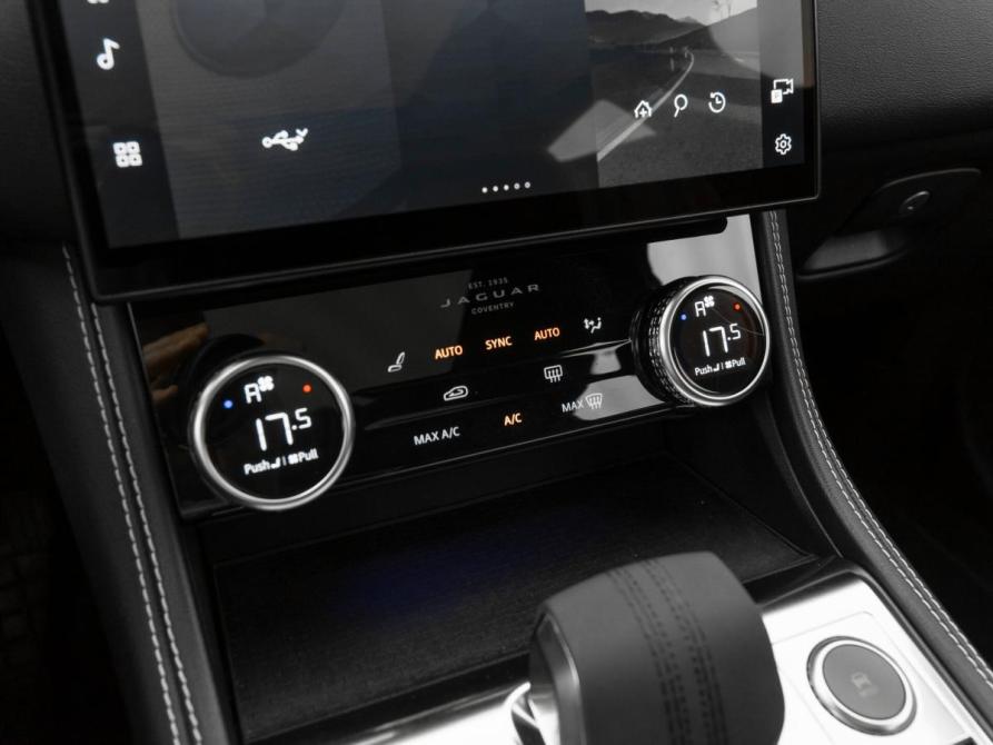 Jaguar F-Pace I Рестайлинг Москва  - изображение 26