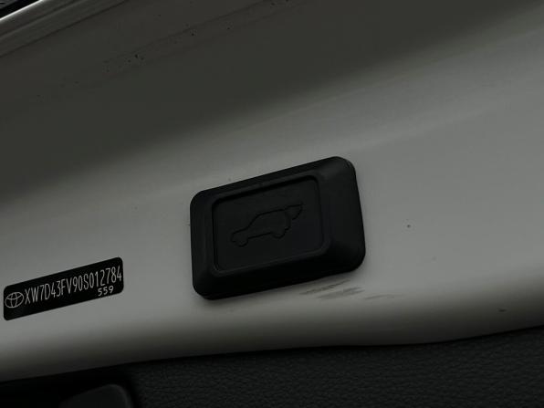 Toyota RAV4 V (XA50) с пробегом 2020 года, цена 3 350 500 рублей, 77010 км, внедорожник, Автокод Объявления