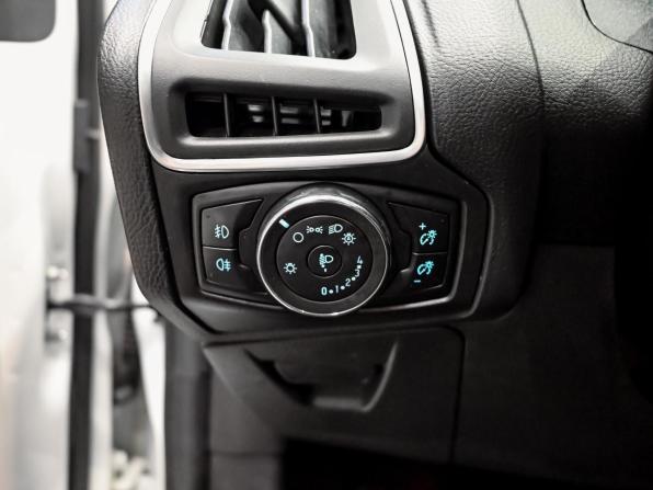 Ford Focus III с пробегом 2014 года, цена 930 000 рублей, 174733 км, хэтчбек, Автокод Объявления