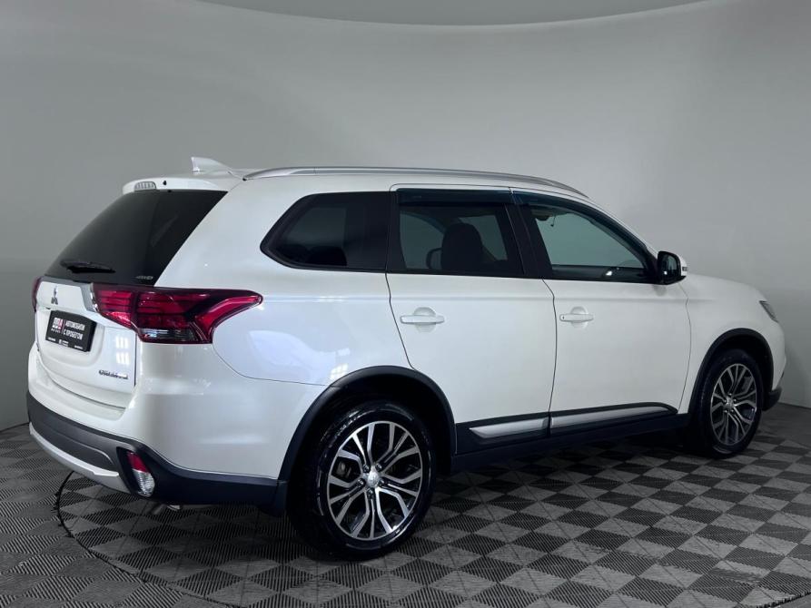 Mitsubishi Outlander III Рестайлинг 2 Ростов-на-Дону  - изображение 4