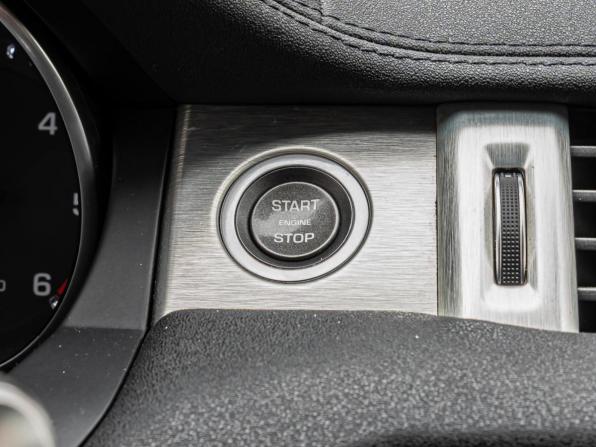Land Rover Range Rover Evoque I с пробегом 2014 года, цена 1 940 000 рублей, 124067 км, внедорожник, Автокод Объявления