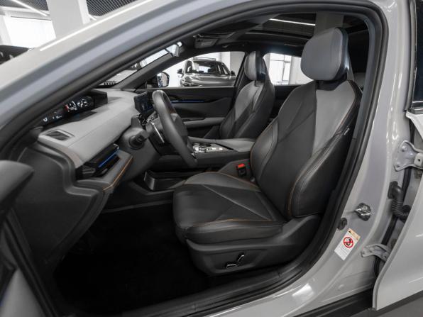 Changan UNI-V I с пробегом 2023 года, цена 2 370 000 рублей, 25248 км, лифтбек, Автокод Объявления