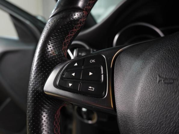 Mercedes-Benz GLA I (X156) Рестайлинг с пробегом 2017 года, цена 2 264 000 рублей, 130496 км, внедорожник, Автокод Объявления