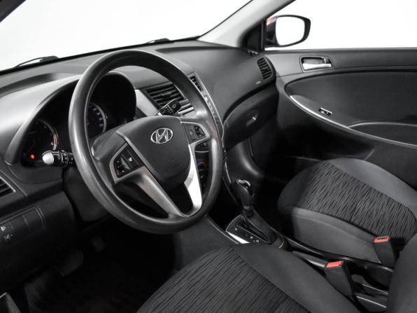 Hyundai Solaris I Рестайлинг с пробегом 2016 года, цена 1 049 000 рублей, 97120 км, седан, Автокод Объявления