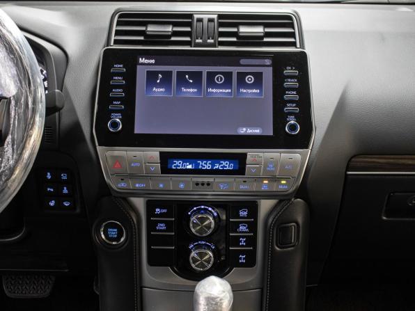 Toyota Land Cruiser Prado 150 Series Рестайлинг 3 с пробегом 2022 года, цена 11 350 000 рублей, 549 км, внедорожник, Автокод Объявления