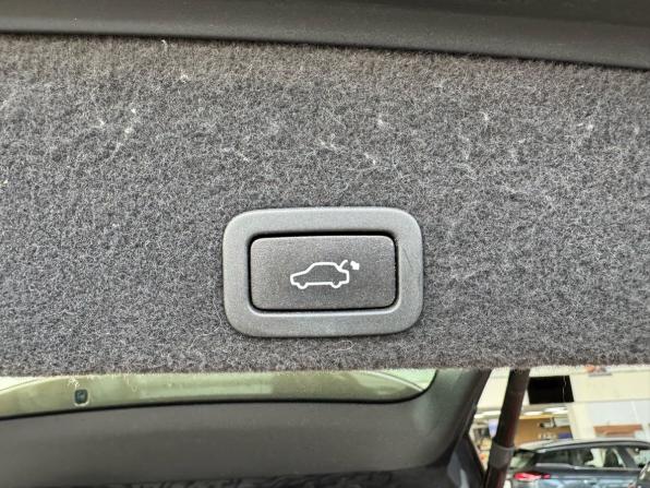 Volvo XC60 I Рестайлинг с пробегом 2015 года, цена 1 859 000 рублей, 226165 км, внедорожник, Автокод Объявления