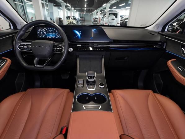 Omoda C5 I с пробегом 2023 года, цена 1 860 000 рублей, 22813 км, внедорожник, Автокод Объявления