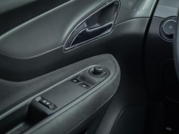 Opel Mokka I с пробегом 2014 года, цена 860 000 рублей, 129877 км, внедорожник, Автокод Объявления