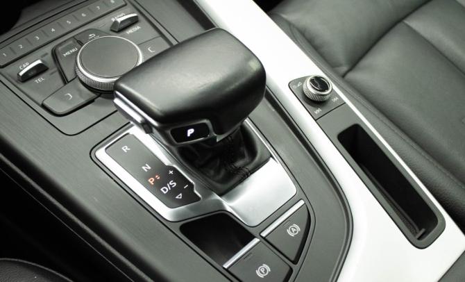Audi A4 V (B9) с пробегом 2018 года, цена 2 099 000 рублей, 153118 км, седан, Автокод Объявления