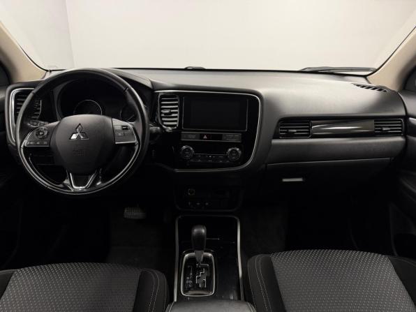 Mitsubishi Outlander III Рестайлинг 3 с пробегом 2019 года, цена 2 065 000 рублей, 93198 км, внедорожник, Автокод Объявления