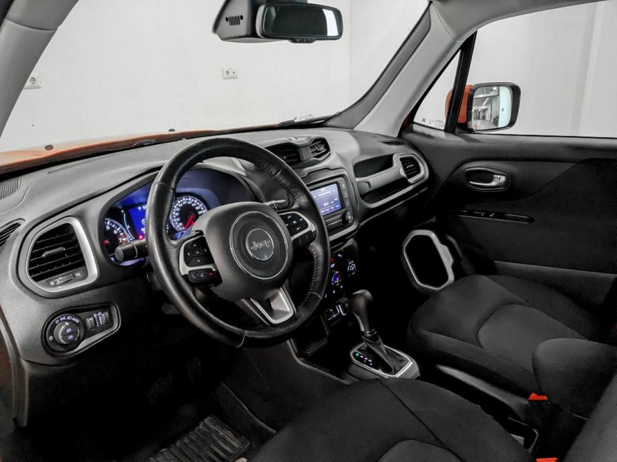 Jeep Renegade I Рестайлинг Москва  - изображение 16