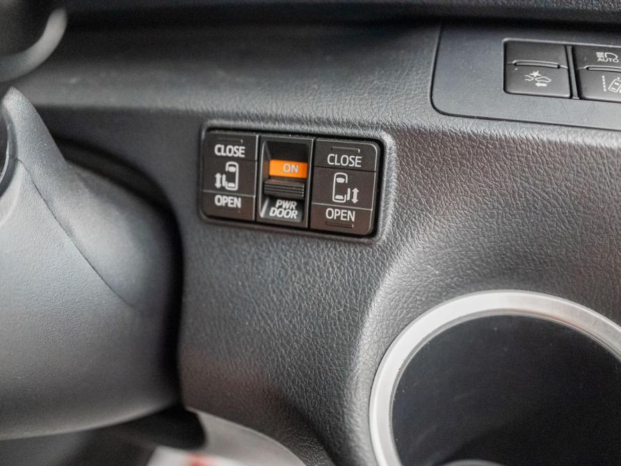 Toyota Sienta II Красноярск  - изображение 19