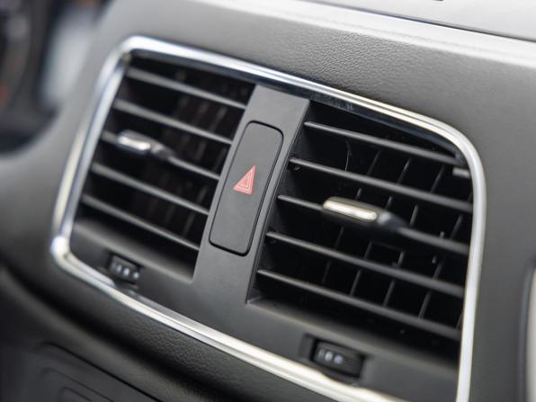 Audi Q3 I (8U) с пробегом 2013 года, цена 1 788 000 рублей, 93272 км, внедорожник, Автокод Объявления