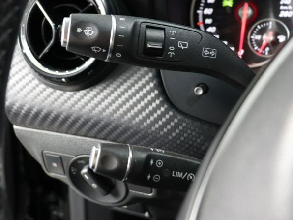 Mercedes-Benz GLA I (X156) Рестайлинг с пробегом 2018 года, цена 2 250 000 рублей, 93000 км, внедорожник, Автокод Объявления
