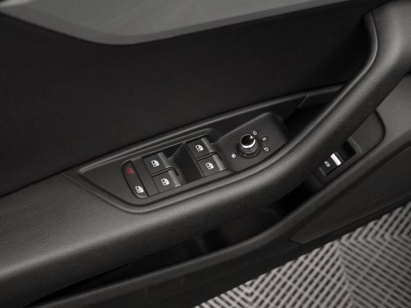 Audi A4 V (B9) с пробегом 2018 года, цена 1 980 000 рублей, 139420 км, седан, Автокод Объявления