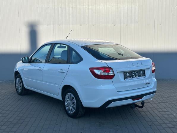 Lada (ВАЗ) Granta I Рестайлинг с пробегом 2024 года, цена 871 000 рублей, 20700 км, лифтбек, Автокод Объявления