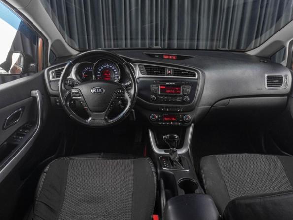 Kia Ceed II Рестайлинг с пробегом 2016 года, цена 1 070 000 рублей, 172904 км, универсал, Автокод Объявления