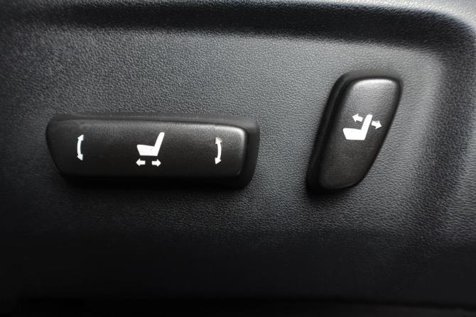 Toyota Hilux VIII с пробегом 2018 года, цена 2 749 000 рублей, 372000 км, offers.body_type.unknown, Автокод Объявления