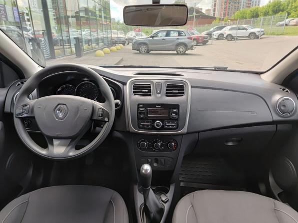 Renault Sandero II с пробегом 2018 года, цена 999 800 рублей, 142656 км, хэтчбек, Автокод Объявления