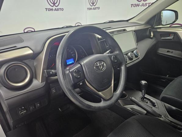 Toyota RAV4 IV (XA40) с пробегом 2015 года, цена 2 057 000 рублей, 105852 км, внедорожник, Автокод Объявления