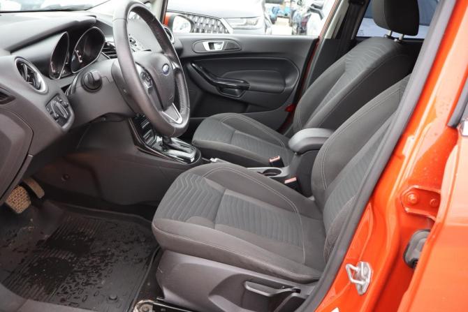 Ford Fiesta Mk6 Рестайлинг с пробегом 2015 года, цена 649 000 рублей, 189000 км, хэтчбек, Автокод Объявления