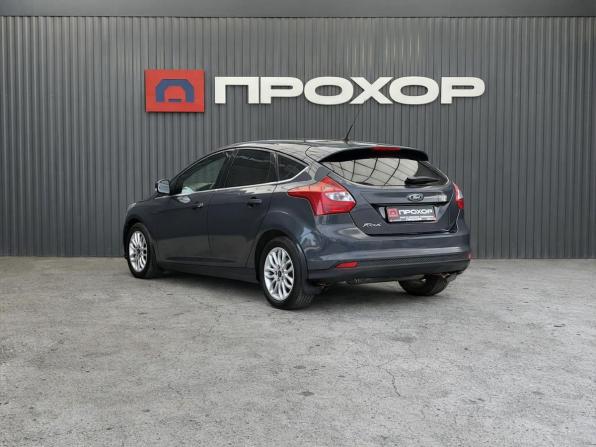 Ford Focus III с пробегом 2013 года, цена 827 000 рублей, 144039 км, хэтчбек, Автокод Объявления