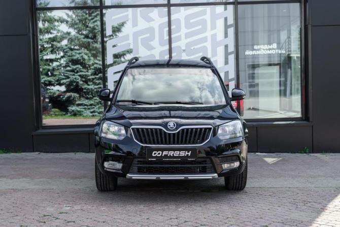Skoda Yeti I Рестайлинг с пробегом 2015 года, цена 999 000 рублей, 202590 км, внедорожник, Автокод Объявления