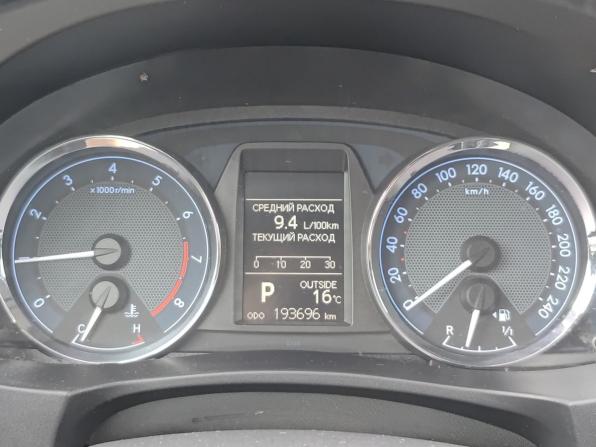 Toyota Corolla XI (E160 E170 E180) с пробегом 2013 года, цена 1 009 000 рублей, 193000 км, седан, Автокод Объявления