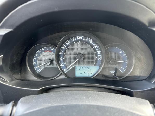 Toyota Corolla XI (E160 E170 E180) с пробегом 2013 года, цена 1 640 000 рублей, 69572 км, седан, Автокод Объявления