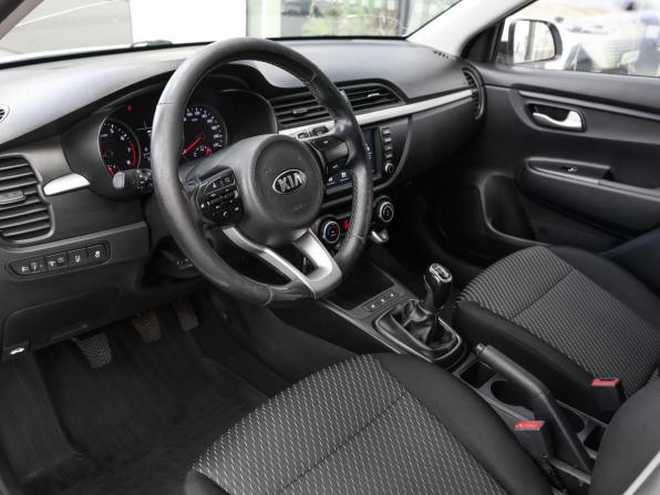Kia Rio IV с пробегом 2018 года, цена 1 049 000 рублей, 200656 км, седан, Автокод Объявления