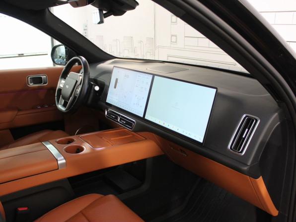 Li Auto (Lixiang) L9 I Рестайлинг с пробегом 2024 года, цена 7 100 000 рублей, 56298 км, внедорожник, Автокод Объявления
