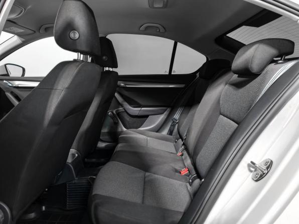 Skoda Octavia III (A7) с пробегом 2015 года, цена 880 000 рублей, 247116 км, лифтбек, Автокод Объявления