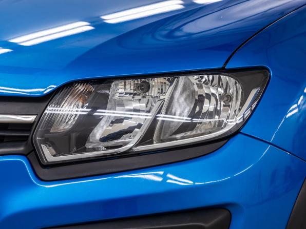 Renault Sandero II с пробегом 2015 года, цена 1 048 000 рублей, 75506 км, хэтчбек, Автокод Объявления