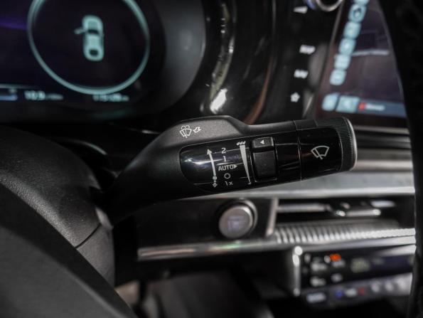 Kia K5 III с пробегом 2021 года, цена 2 499 000 рублей, 115128 км, седан, Автокод Объявления