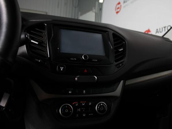Lada (ВАЗ) Vesta I с пробегом 2018 года, цена 945 000 рублей, 129132 км, седан, Автокод Объявления