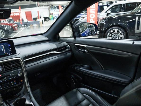 Lexus RX IV Рестайлинг с пробегом 2021 года, цена 4 549 700 рублей, 95762 км, внедорожник, Автокод Объявления