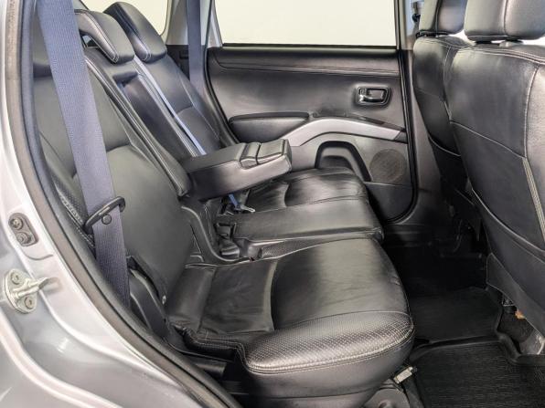 Mitsubishi Outlander II Рестайлинг с пробегом 2011 года, цена 1 214 900 рублей, 286000 км, внедорожник, Автокод Объявления