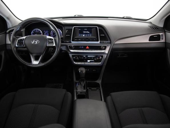 Hyundai Sonata VII (LF) Рестайлинг с пробегом 2019 года, цена 1 000 000 рублей, 244854 км, седан, Автокод Объявления
