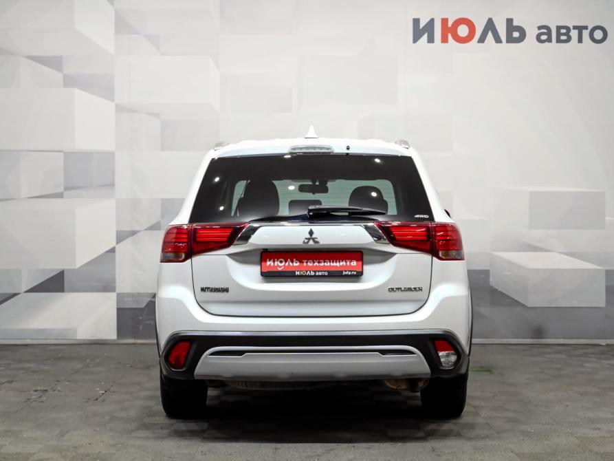 Mitsubishi Outlander III Рестайлинг 3 Екатеринбург  - изображение 5