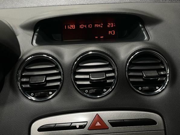 Peugeot 308 I Рестайлинг с пробегом 2011 года, цена 380 000 рублей, 249943 км, хэтчбек, Автокод Объявления