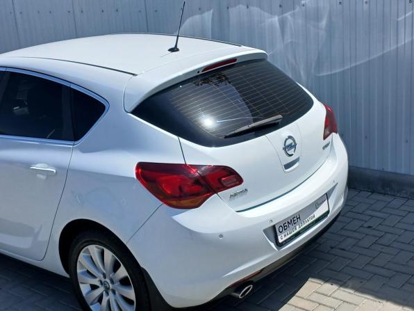 Opel Astra J с пробегом 2012 года, цена 845 000 рублей, 165450 км, хэтчбек, Автокод Объявления