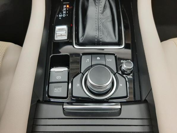 Mazda 6 III (GJ) Рестайлинг 2 с пробегом 2020 года, цена 2 220 000 рублей, 100131 км, седан, Автокод Объявления