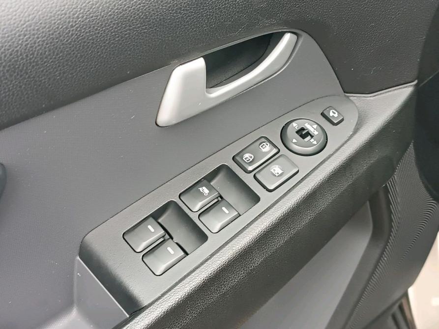 Kia Sportage III Рестайлинг Ростов-на-Дону  - изображение 17