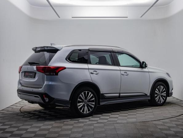 Mitsubishi Outlander III Рестайлинг 3 с пробегом 2020 года, цена 2 995 000 рублей, 65999 км, внедорожник, Автокод Объявления