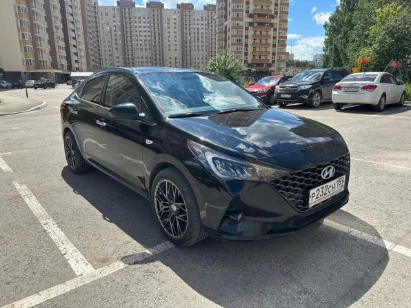 Hyundai Solaris II Рестайлинг с пробегом 2020 года, цена 1 627 000 рублей, 98000 км, седан, Автокод Объявления