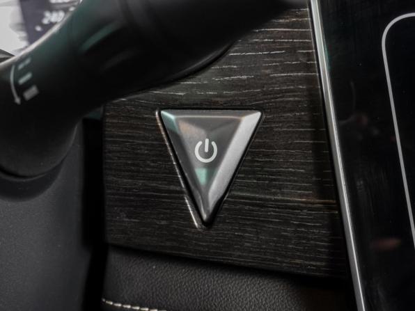 Venucia D60 Plus с пробегом 2023 года, цена 1 349 000 рублей, 35989 км, седан, Автокод Объявления