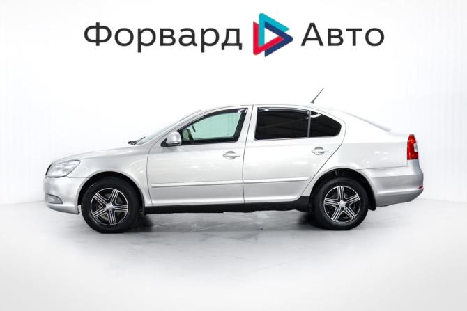 Skoda Octavia II (A5) Рестайлинг с пробегом 2013 года, цена 699 000 рублей, 273000 км, лифтбек, Автокод Объявления