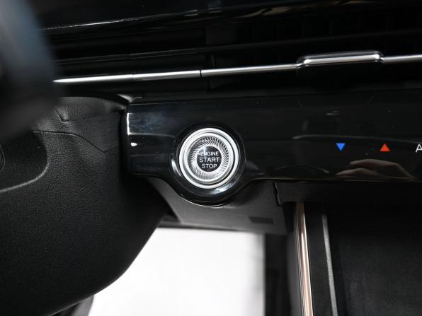 Omoda C5 I с пробегом 2023 года, цена 1 645 000 рублей, 49357 км, внедорожник, Автокод Объявления